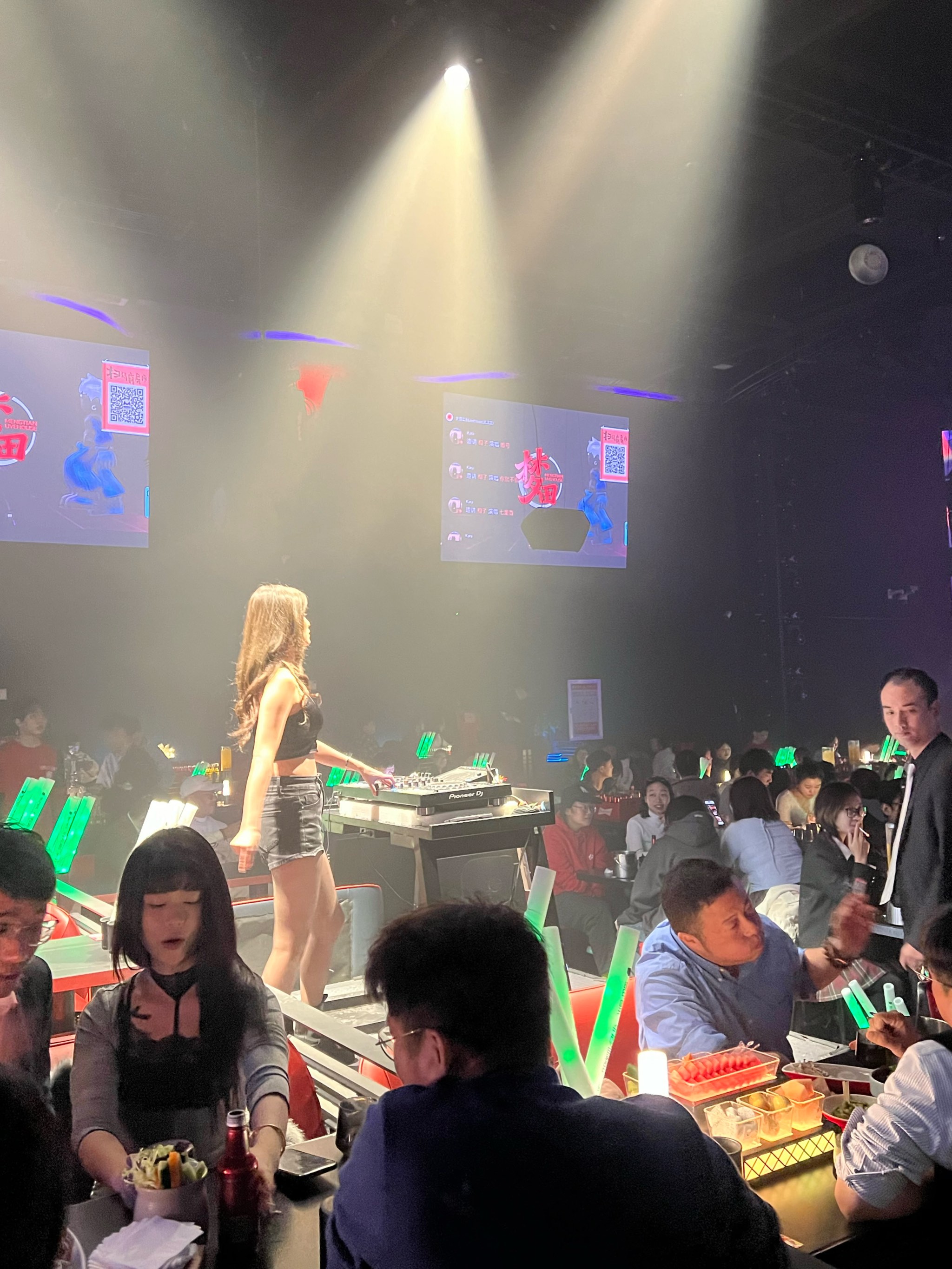 包头商务ktv体验商务ktv好吗-昆都仑区ktv预定